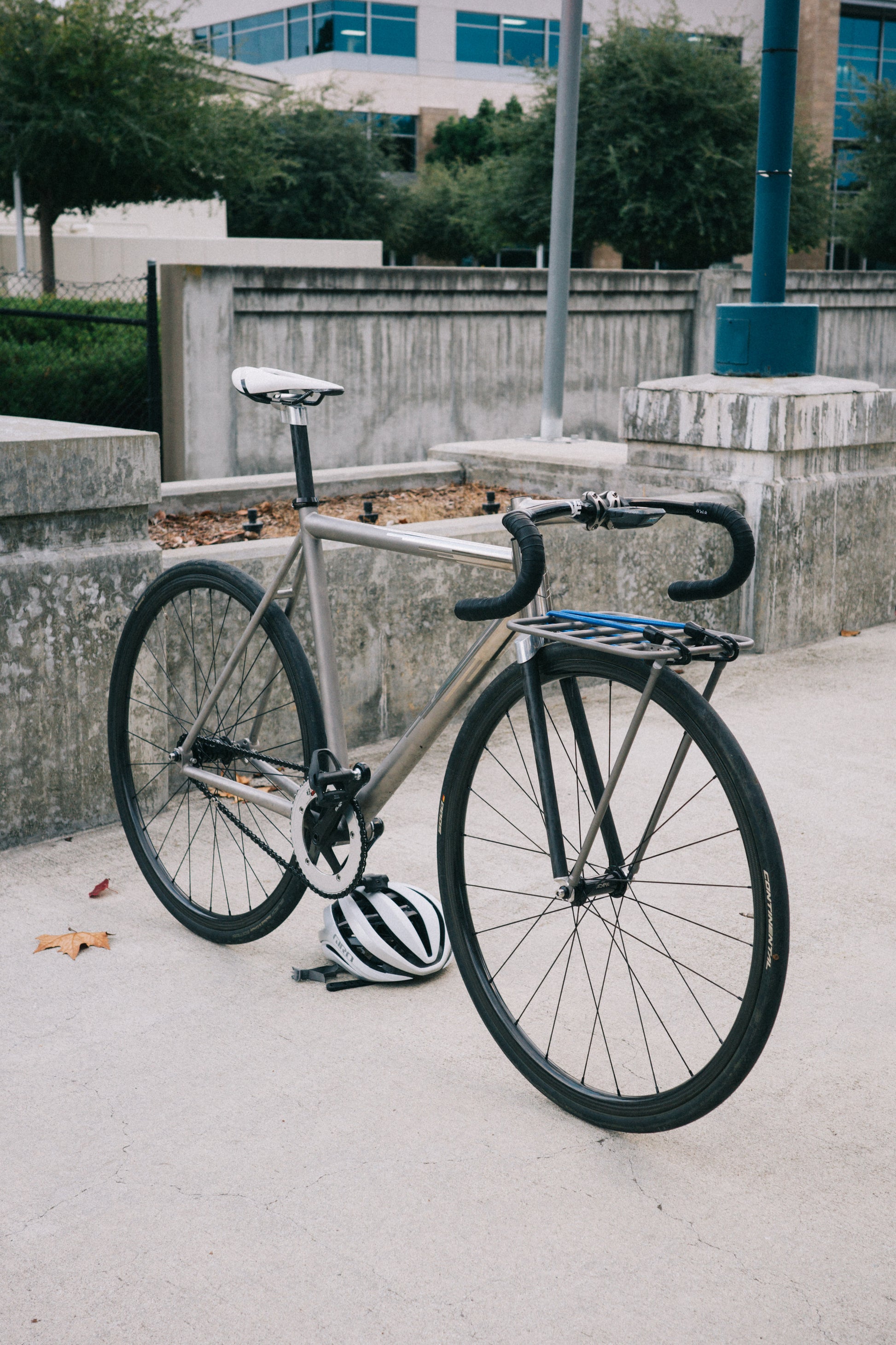 fixed gear bike rack A-Frame Titanium Front Rack